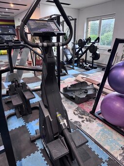 Posilovací stroje - 6