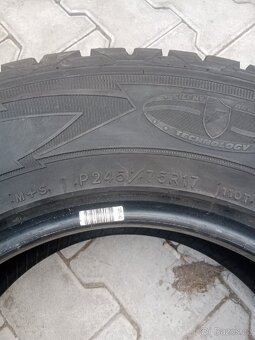 Wrangler Goodyear 245/75/17 - 6