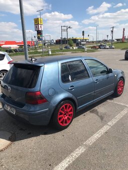 Volkswagen Golf IV - 6