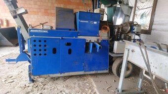 štípací automat SSP 450 E Binderberger - 6