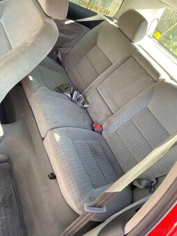 Volkswagen Golf 4 1.6 - 6
