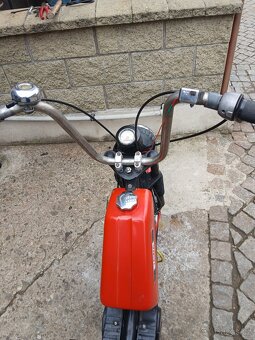 Babetta 210 ve slusnem stavu 10tis.kc - 6