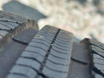 225/45 R18 - 6