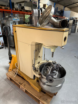 Hnětač Alba RE 22 vč. kompletního příslušenství - 6