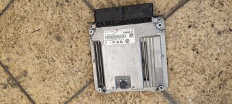 Jednotka kamer couvaci kamera jednotka motoru ,podvozku brzd - 6