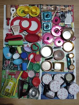 RŮZNÉ STARÉ RETRO HRAČKY - 6