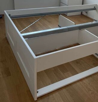 Postel IKEA BRIMNES 180x200 - 6