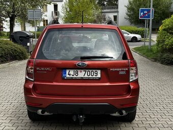 Subaru Forester 2.0 D SUV 4x4 Xenony Tažné 2t Kamera 1. Maj - 6