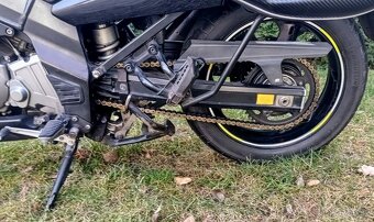 Suzuki V - Strom 650 DL - 6