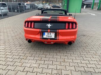 Ford Mustang Cabrio 3.7 V6 224kw - 6