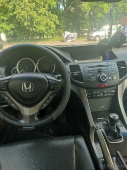 Honda Accord - 6