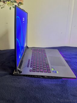 ASUS ROG Strix G18 G814JIR-N6003W - 6