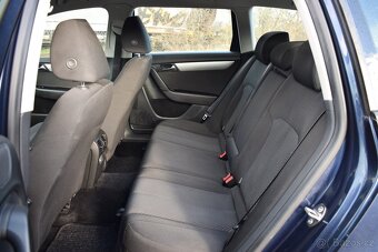 Volkswagen Passat 2,0 TDi PO SERVISU,BEZ KOROZE - 6