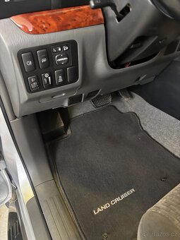 Toyota Land Cruiser - 6