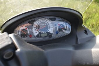 Suzuki Burgman 125 - 6