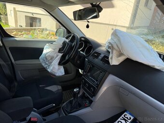 Prodám Škoda Yeti havarované - 6