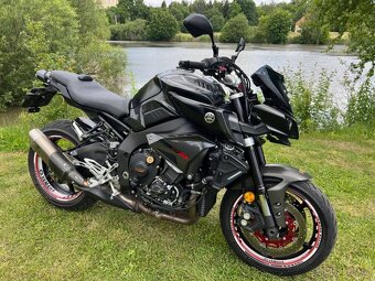 Yamaha MT-10 - 6