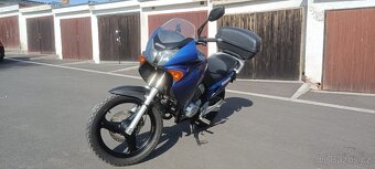 Honda XL125 Varadero - 6