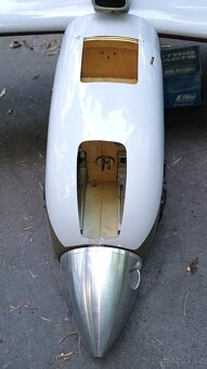 Spitfire Hangar9 - 6