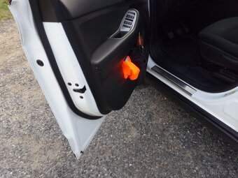 Chevrolet Orlando - 6