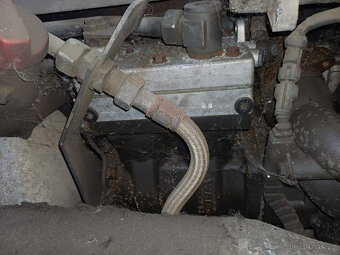 motor PACCAR, r.v. 2011 - 6