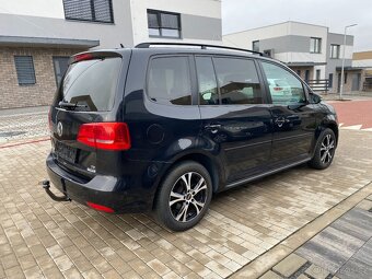 VW Touran 1.6 TDI, DSG, r.v. 2015, nová STK, tažné, Webasto - 6