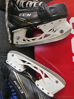 HOKEJOVÉ BRUSLE CCM vel.40,5-6,5 - 6