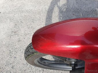 Honda CB 125F - 6