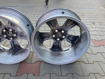 Ford Kuga - sada alu R18. - 6