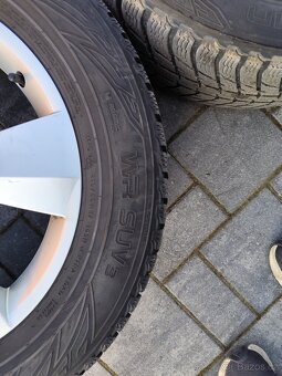 Sadu zimních kol Nokian 215/65R17,5x112 - 6