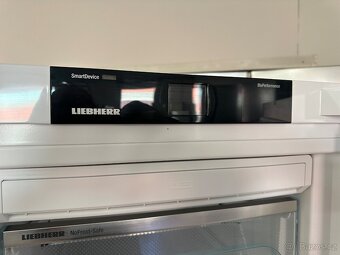 Mrazák Liebherr (132) - 6