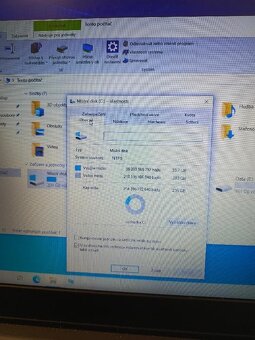 Notebook Lenovo V13-15IKB,15,6 "displej (FHD),INTEL CORE i3 - 6