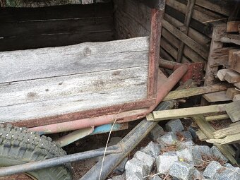 Teleskopické rameno + valník - 6