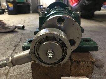 Hřídel s domečkama SKF - ojnice - 6