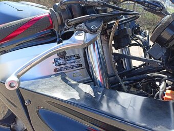 Honda cbr 900 sc28 - 6