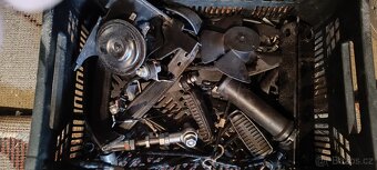 Harley Davidson breakout stavba+ v rod díly - 6