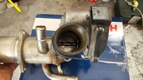 AGR / EGR ventil a chladič z motoru CNHA 2.0 TDi 140kW VW AG - 6