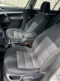 Octavia 2.0 tdi 103kw DSG 2010 327 T.km - 6