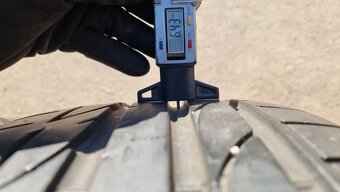 Letní pneu 235/40/19 Bridgestone - 6