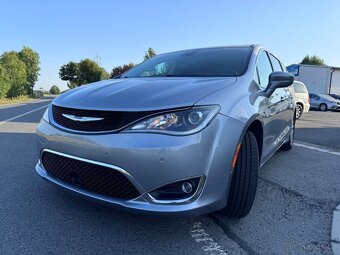 Chrysler Pacifica 3,6 RU Čocka Adapttemp 2020 - 6