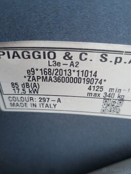 Vespa 300 GTS - 6
