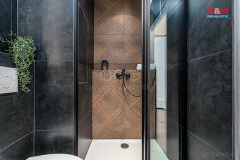 Pronájem bytu 1+kk, 35 m², Hradec Králové, ul. Třebechovická - 6