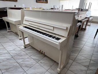 Bílý Petrof mod. 120 - S1 r.v 2006 se zárukou. PRODÁNO - 6