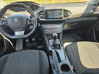 Peugeot 308 SW BlueHDi 130 Business rok 03/2021 - 6