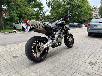 Aprilia SMV Dorsoduro 750 - 6