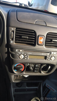 Nissan Almera 1.5 66kw - 6