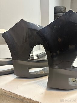 Přední nárazník-bez mřížek a příslušenství - Nový - 6