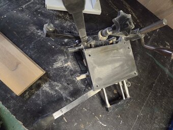 Univerzální dřevoobráběcí stroj UMDS2A - 6