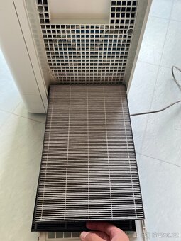 Čistička a zvhlčovač vzduchu Sharp KC-A40EUW - 6