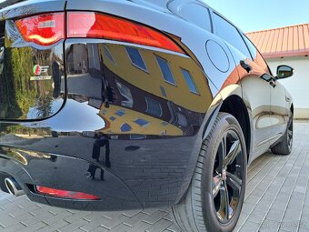 Jaguar F-Pace 3.0 D V6 300 CV AWD (FG462XS) - 6